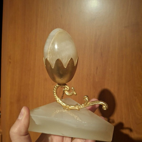 Marble decorative egg like new