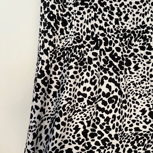 Stradivarius mini leopard print dress like new, size M