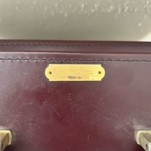 Vintage leather briefcase Infomecanica used, burgundy color