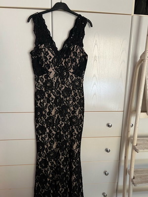 Benissimo formal dress with lace black and beige like new, size S