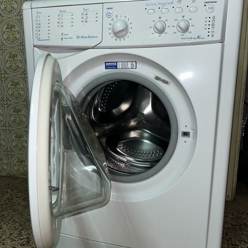 Indesit IWC60851 washing machine 6kg A+ class like new