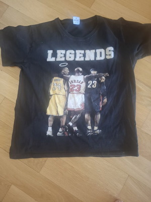 T shirt Kobe Jordan LeBron legends, like new, size M, black