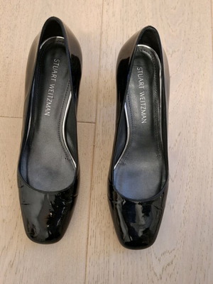 Γόβες Stuart Weitzman μαύρες λουστρίνι μεταχειρισμένες, νούμερο 40