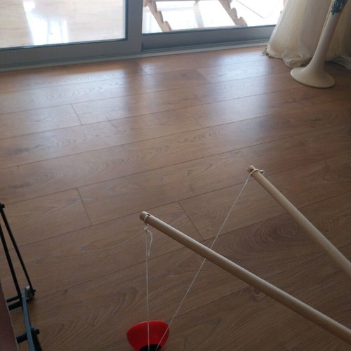 Diabolo toy red