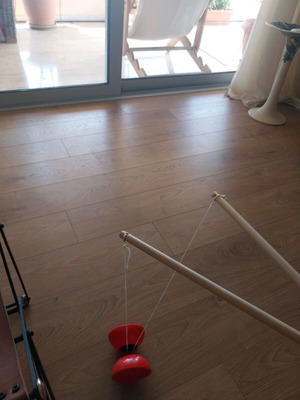 Diabolo toy red