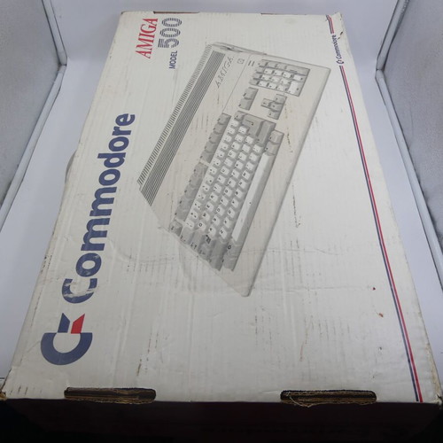 Commodore Amiga 500 keyboard box vintage used torn