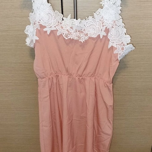 Coral dress with white floral design, size Large, new