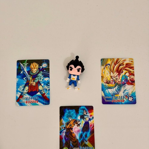 Dragon Ball Super Vegeta keychain and cards new