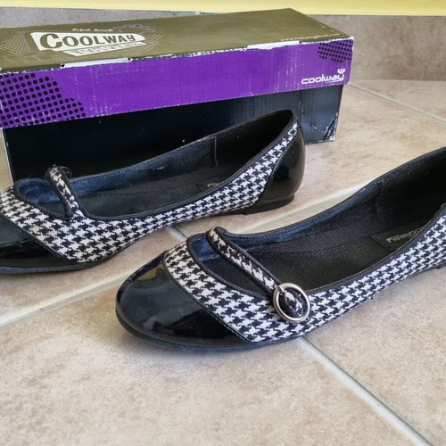 Coolway ballerina shoes size 38, black and white, patent details