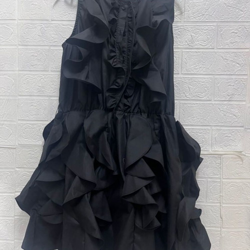 Louis Vuitton black summer dress size M like new with ruffles