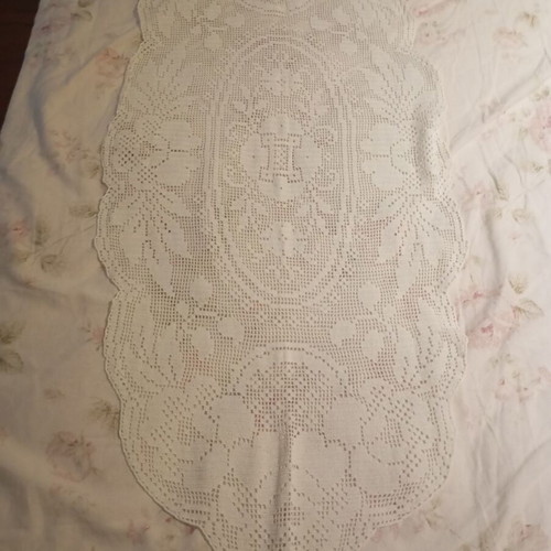 Handmade table runner new