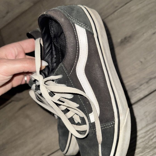 Vans shoes used, size 39, black athletic
