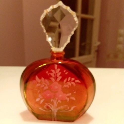 Crystal bottle hand-cut with Swarovski stopper Italiani Crystal new