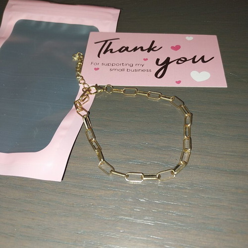 Bracelet new, gold color