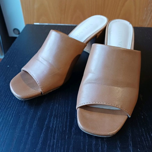 Voi & Noi women's mules used, camel, size 38