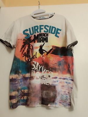 In Extenso Surfside Miami T-shirt like new, size 16Y, white multicolor