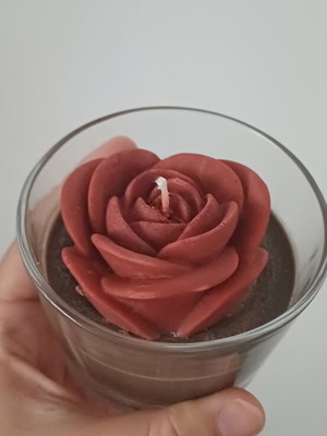 Rose and heart scented candle set