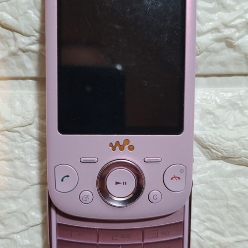 Sony Ericsson Zylo pink used with gifts