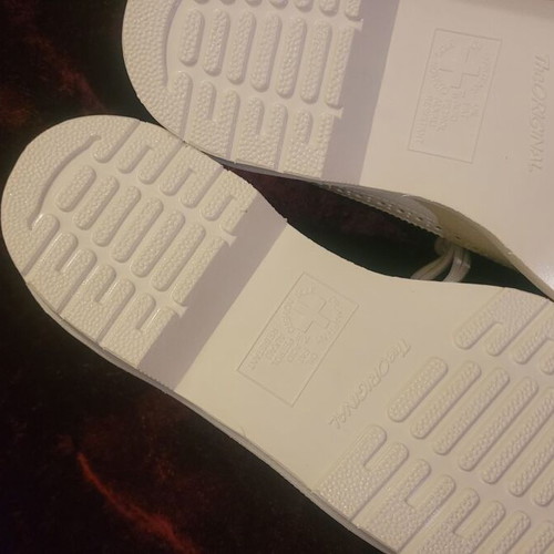 Dr. Martens white leather shoes size 44 new