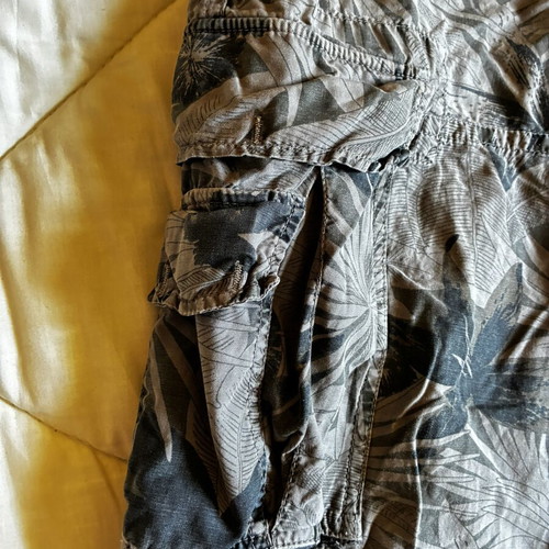 40WEFT Italian Cargo Shorts Khaki Camo Grey Size L/XL Like New