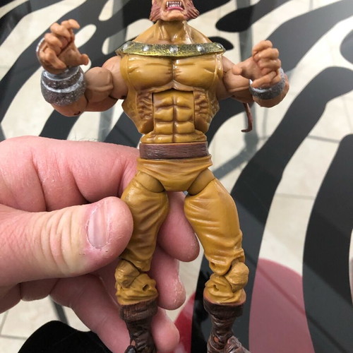 Sabretooth Weapon X Age of Apocalypse Marvel Legends figure used 6”