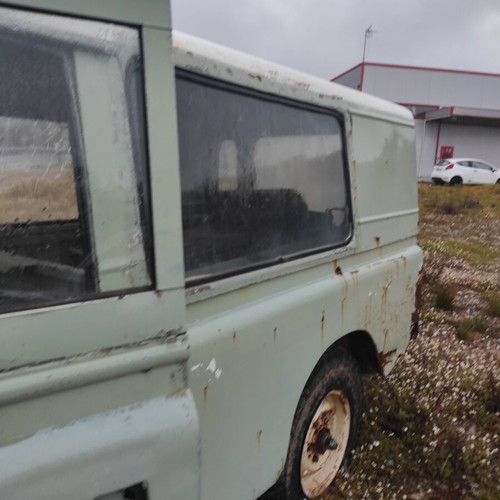 Land Rover Defender used 1983 manual 2250cc multipurpose farm vehicle
