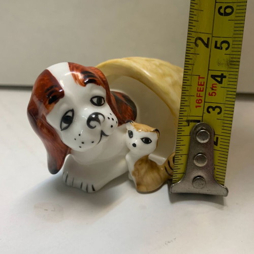 Decorative porcelain dog and cat set in basket, new, 2 pieces