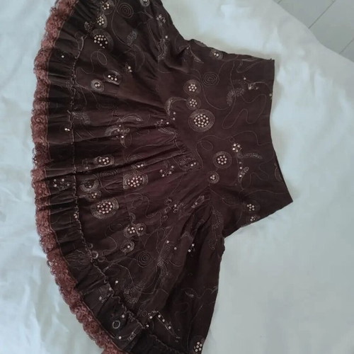 Vintage corduroy skirt Queen No.48 like new, brown with lace and sequins
