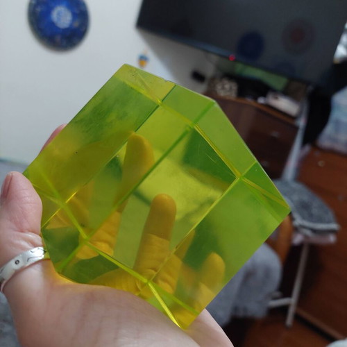 Uranium glass cube like new, collectible decorative piece