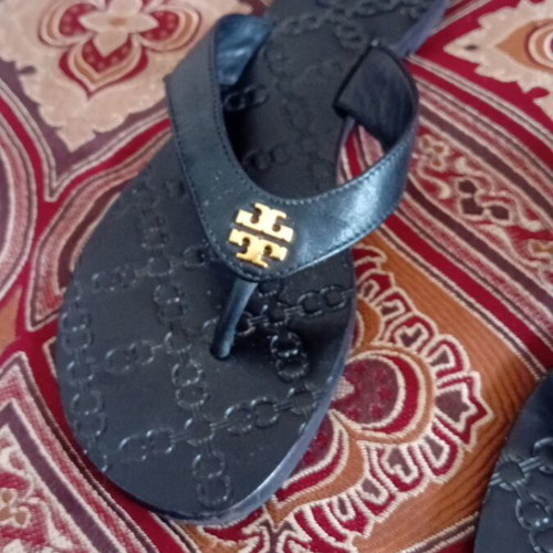 Tory Burch sandals like new, black, size 36.5