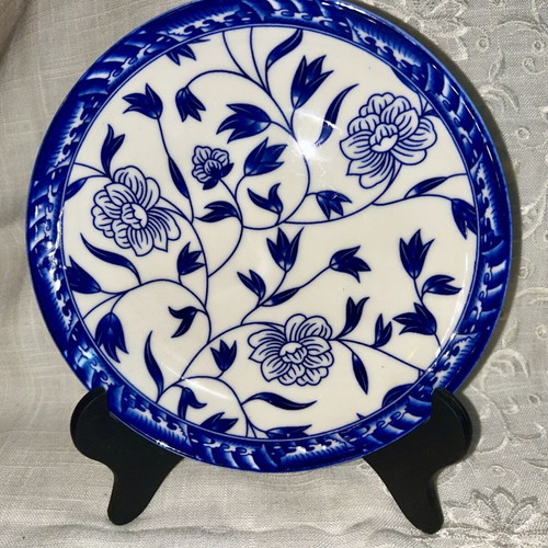 Porcelain plate old like new, 20cm