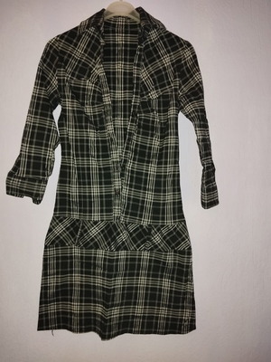 Shirtdress with belt size M like new, black and white