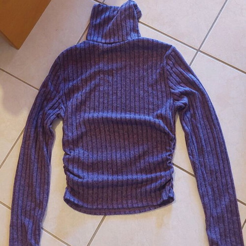 Shein fitted crop top turtleneck new, purple, size M