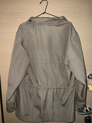 Jacket like new, size XL