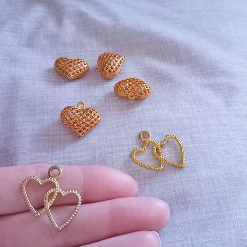 Heart charms used, 6 gold for pendants without chain