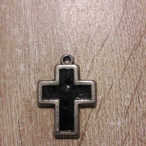 Double-sided cross used for chain