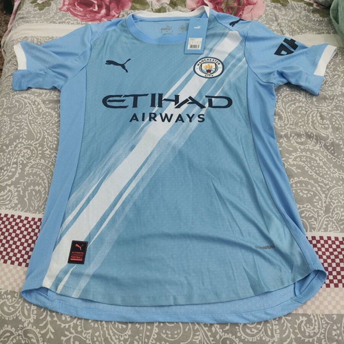 Manchester City Jersey size M new official replica