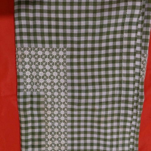 Woven tablecloths used, pack of 2 square 1.20x1.20cm