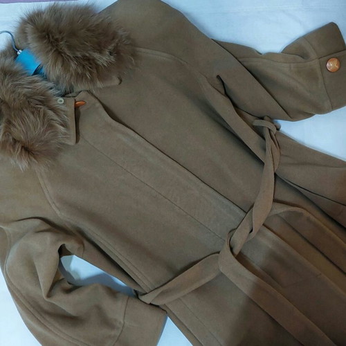 Wool coat XL camel with fur collar, warm, like new