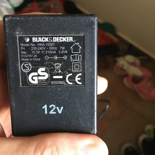 Black & Decker EPC12 drill 12V used with new battery