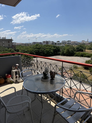 Apartment in Lahanokipoi Thessaloniki with parking and balcony