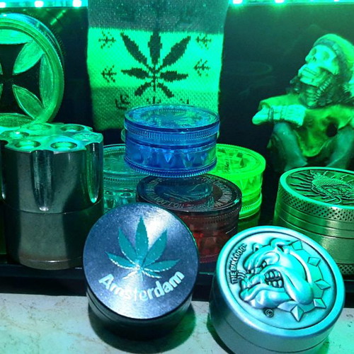 Grinders used, pack of 10, multi-size and colors