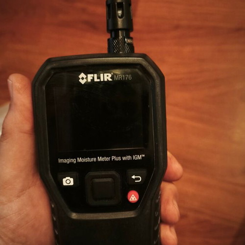FLIR MR176 Moisture Meter with Thermal Camera like new