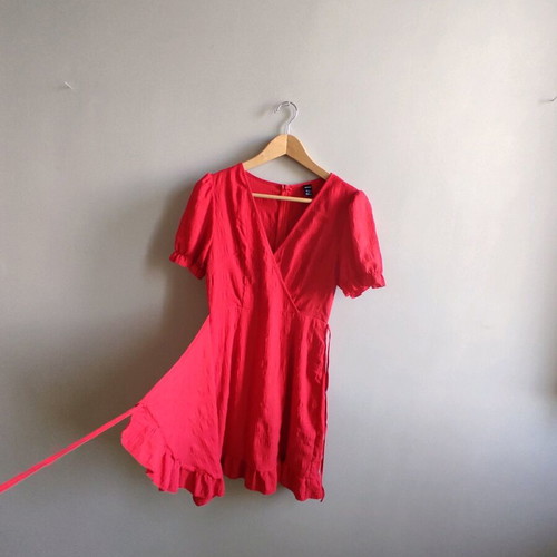 Red wrap dress Small like new