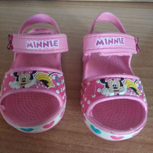 Summer shoes used, size 22, Adidas and Minnie for girls