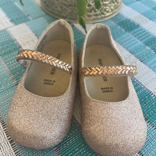Babywalker ballerinas size 21 like new, gold with glitter