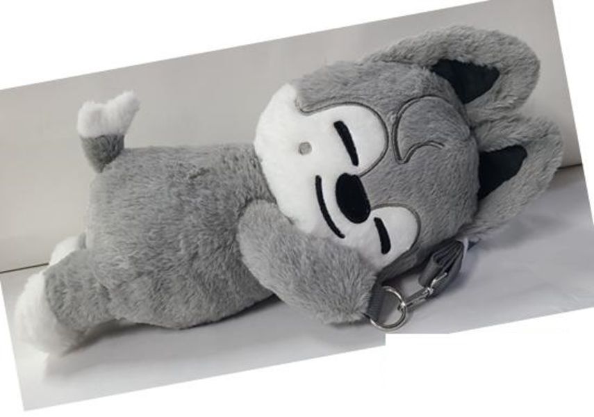 Wolfchan plush bag Stray Kids SKZOO new - € 260,00 - Vendora.cy