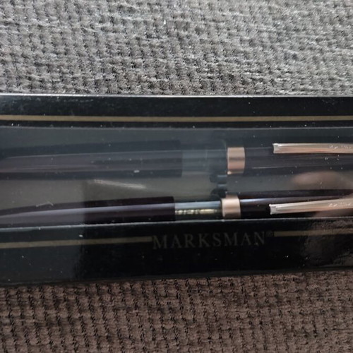 Marksman pen and ballpoint set with Schneider refill in original case