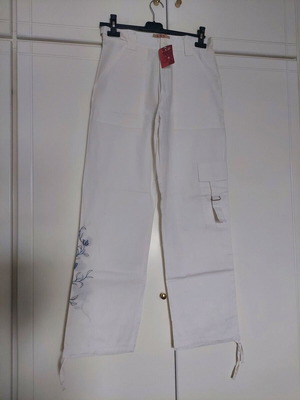 Γυναικείο παντελόνι L.X.D. λευκό με floral κεντήματα, καινούργιο, μέγεθος M