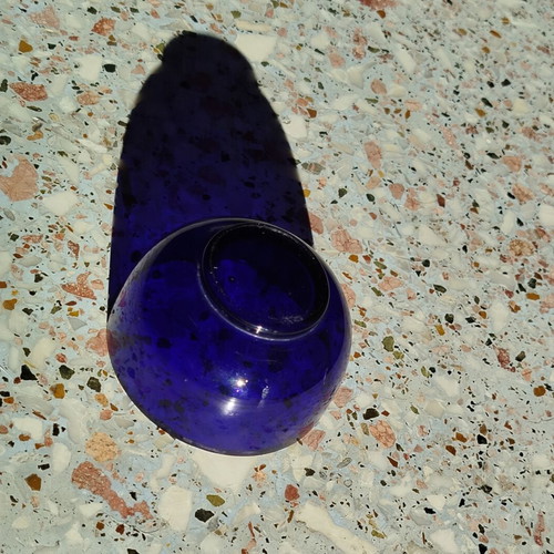 Apothecary bowl cobalt blue glass like new